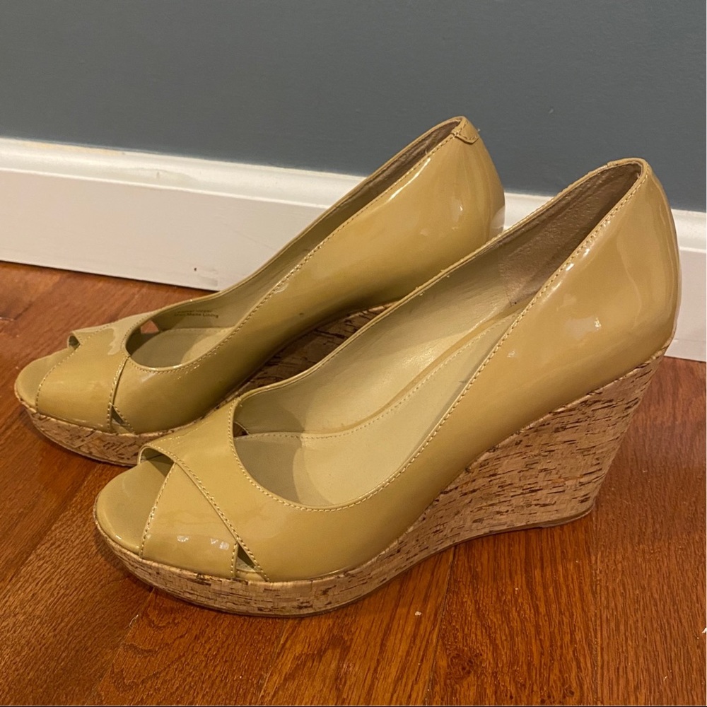Via Spiga paten leather wedge sandals